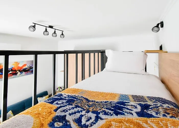 شقة 2br, 4 Baths, Terrace Steps From Landmarks صوفيا