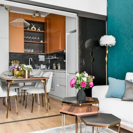 Apartament 2br, 4 Baths, Terrace Steps From Landmarks