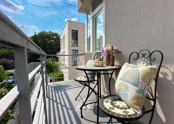 Apartmán 2br, 4 Baths, Terrace Steps From Landmarks