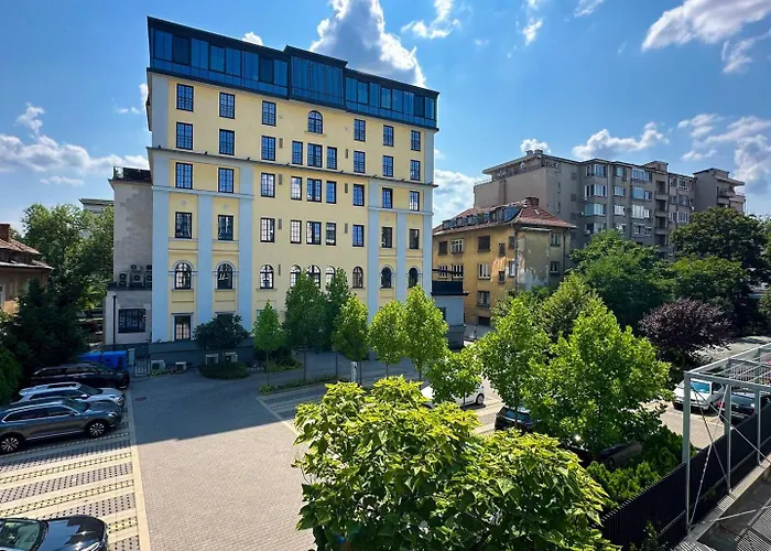 2br, 4 Baths, Terrace Steps From Landmarks Apartment