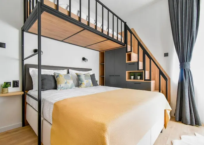 2br, 4 Baths, Terrace Steps From Landmarks Apartment *