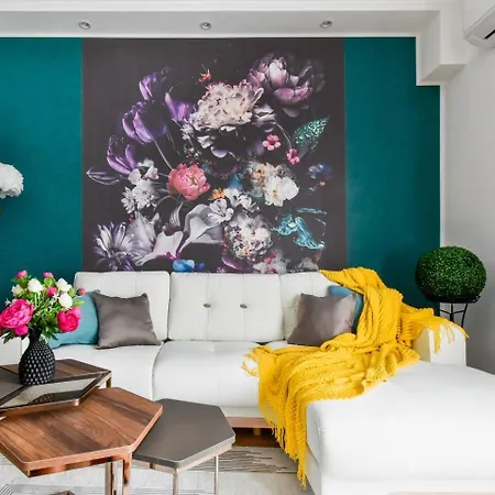 2br, 4 Baths, Terrace Steps From Landmarks * Sofia